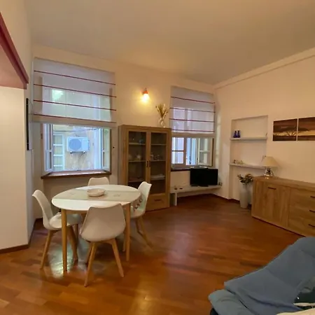 Pm 2 Via Scano B Apartamento *